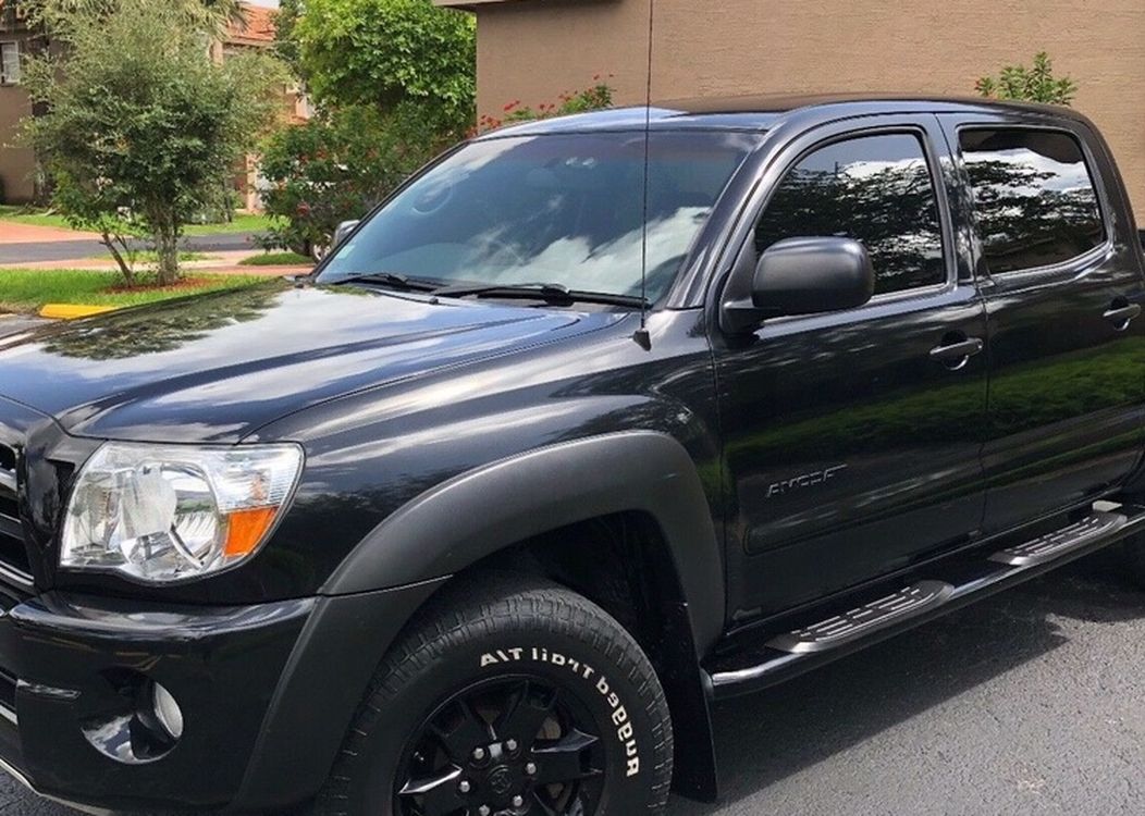 Clear Toyota Tacoma Truck 08