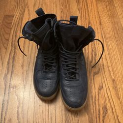 Nike SF AIR FORCE 1 High Top Sneakers Midnight Navy Gum Sole Mens Size 10.5 for Sale in La Mirada CA OfferUp