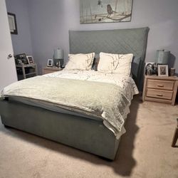 Queen Size Bedroom Set