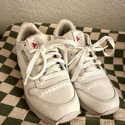 Women's/Children White Reebok Shoes