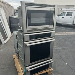 Thermador Oven Microwave combination 