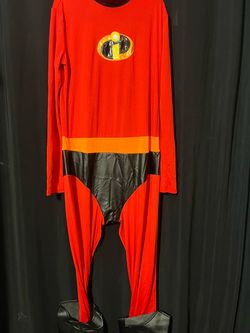 Disneys deluxe “Mr Incredible” costume