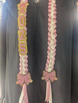 2026 Graduation Lei Rose Pink & Off White 