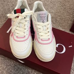 Gucci Sneakers 