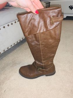 Women’s wide calf boots