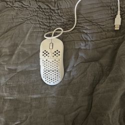 Tmbk Wired  Lightweight Gaming Mouse Led 