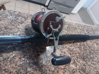 FISHING POLE...OFFSHORE SET UP..PENN