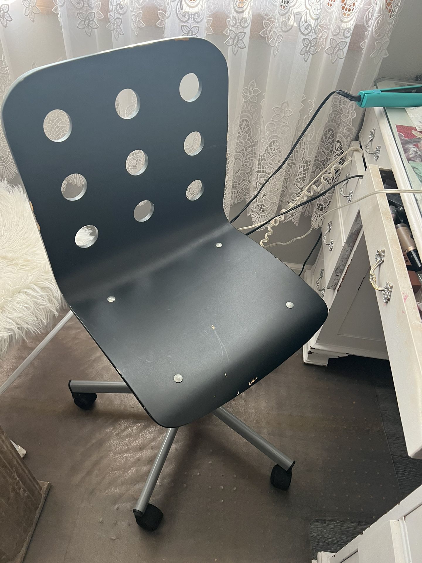Vanity/ Office Chair 