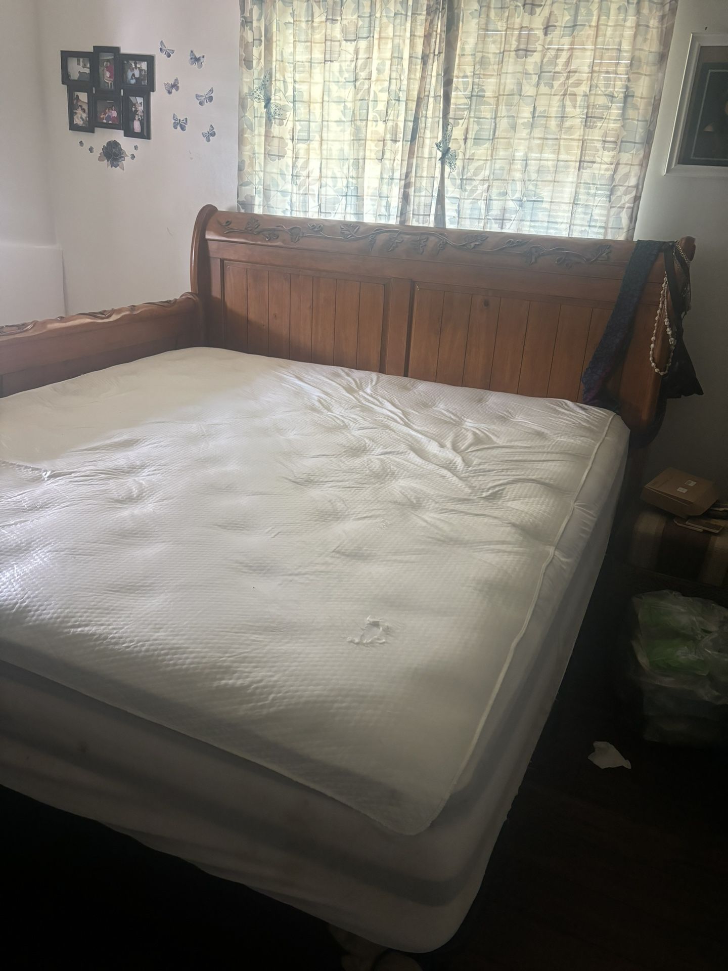 Cal King Size Bed