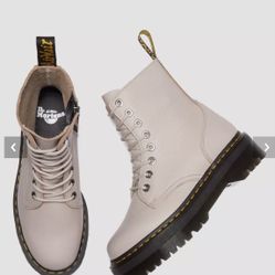 Dr Martens