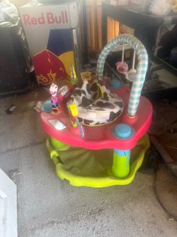 Baby saucer bouncer