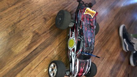 Traxxas rustler