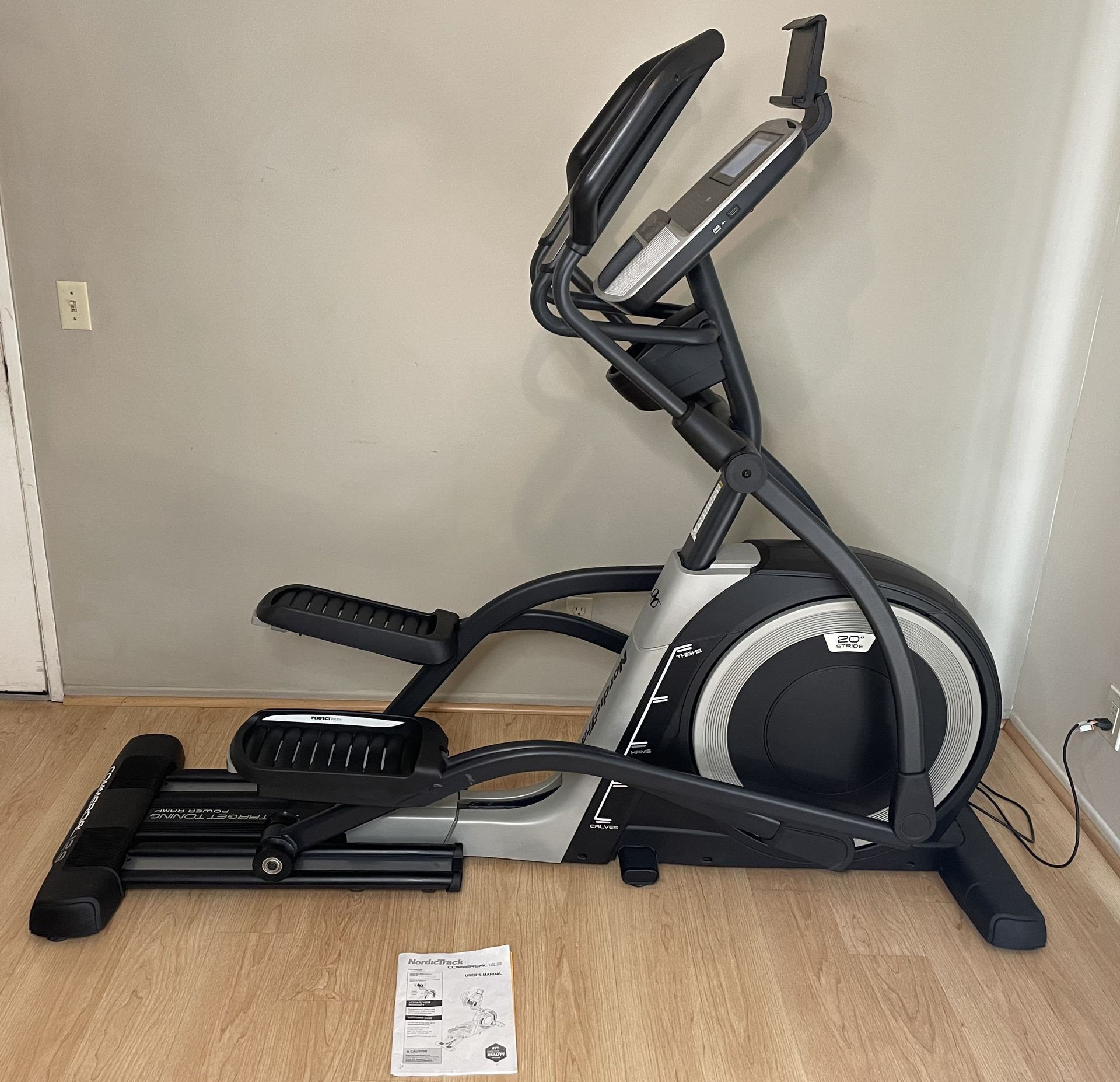 NordicTrack Commercial 12.9 Elliptical Stride-Trainer Exercise Workout Machine Fitness Cardio