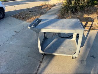 Rubbermaid commercial service cart