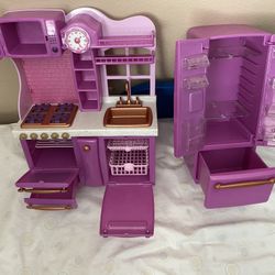 American Girl Kitchen and Refrigerator 