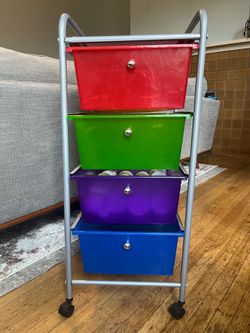 Rolling storage card with drawers