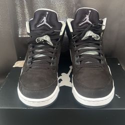 Jordan 5s Oreos, Size 9