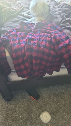 Women's extra large shirt