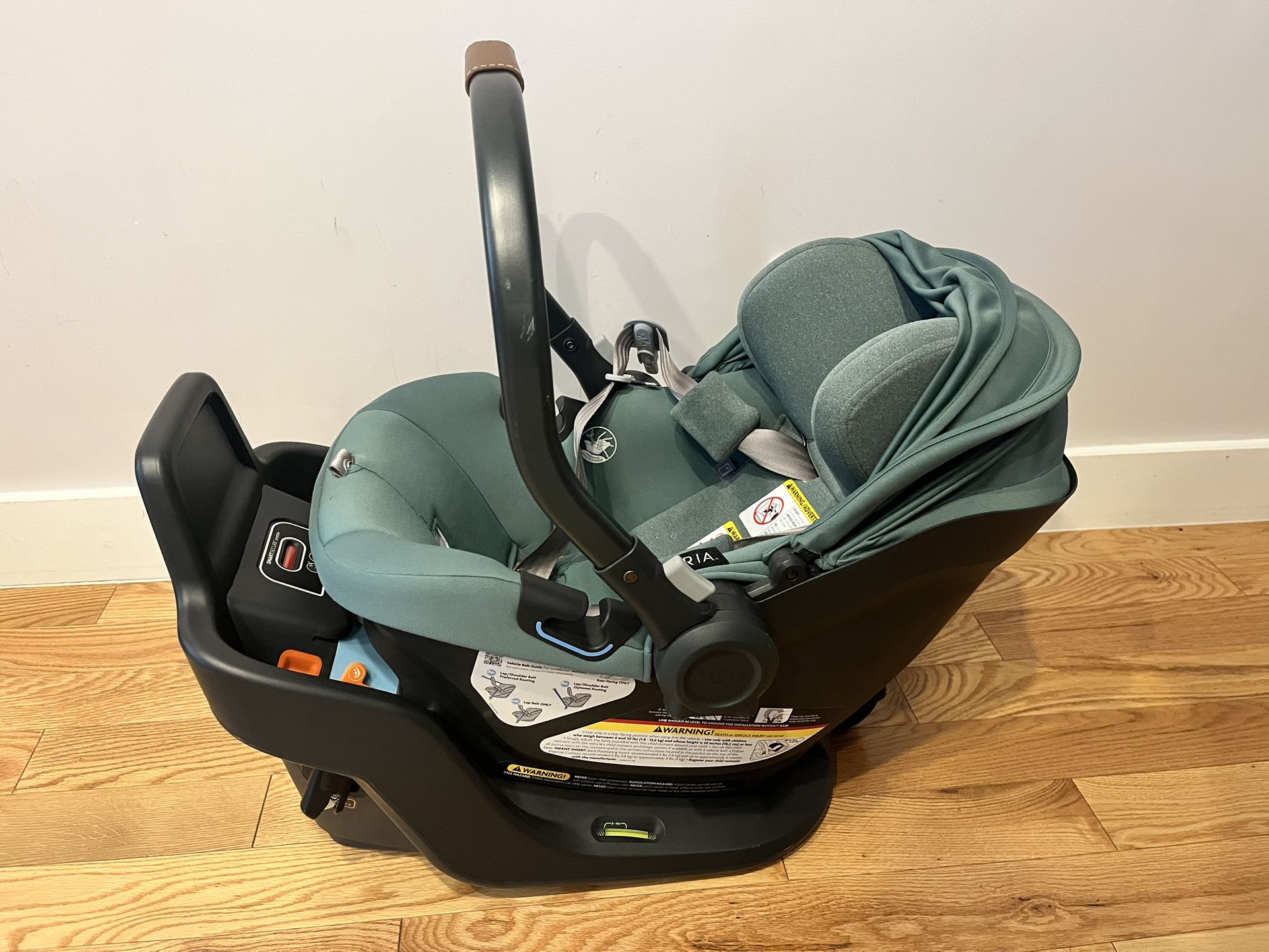 Uppababy Aria Car Seat - Like New