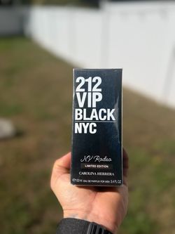 Carolina Herrera 212 VIP Black NYC NY Rodeo Limited Edition 100ml