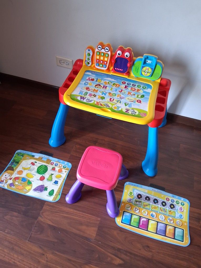 Vtech Touch & Learn Activity Desk