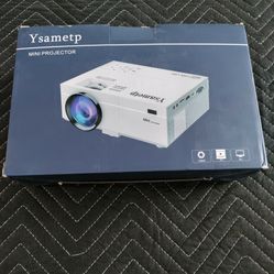 1080p Mini projector New in Box