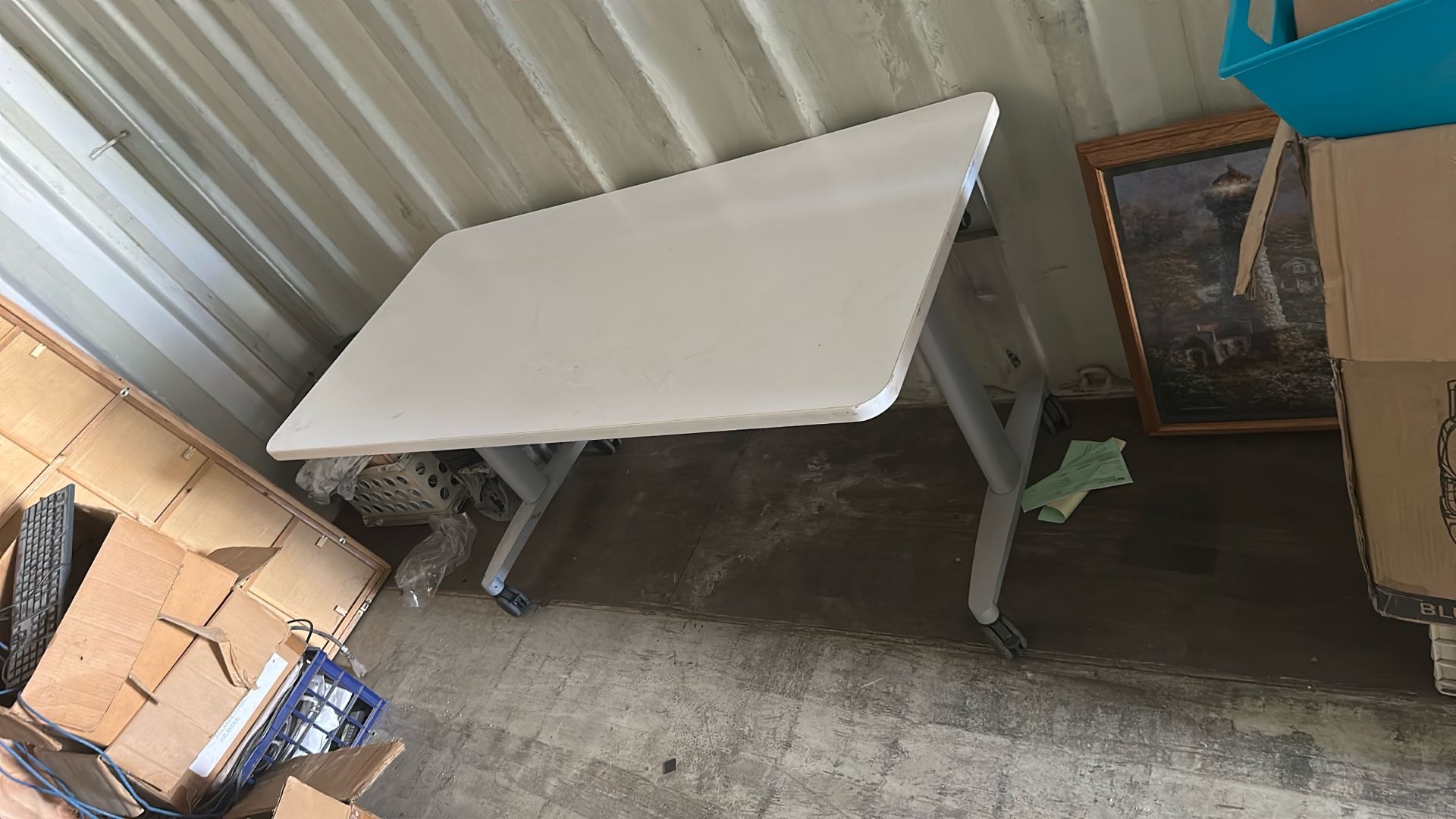 Table With Wheels