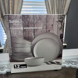 Costco 12 Piece Set