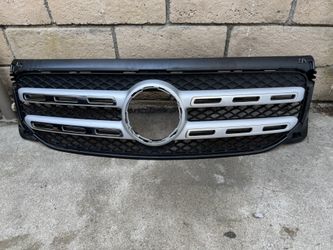 Mercedes GLB250 Grill