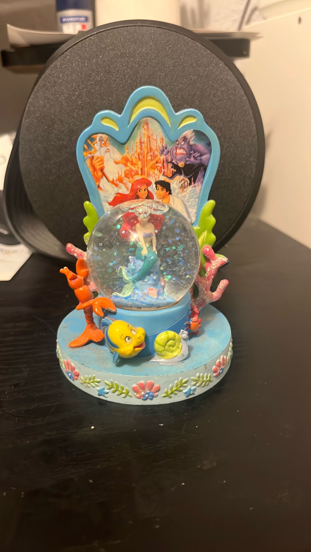 Little mermaid, snow globe