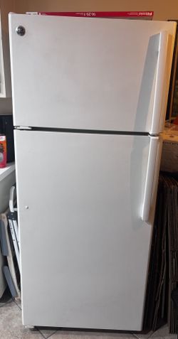 Used GE Fridge