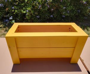 Yellow Planter !*! Brand New !*! Handcrafted !*!