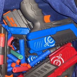 4 Nerf Guns And Darts