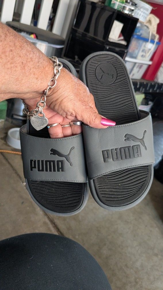 Youth PUMA Slides