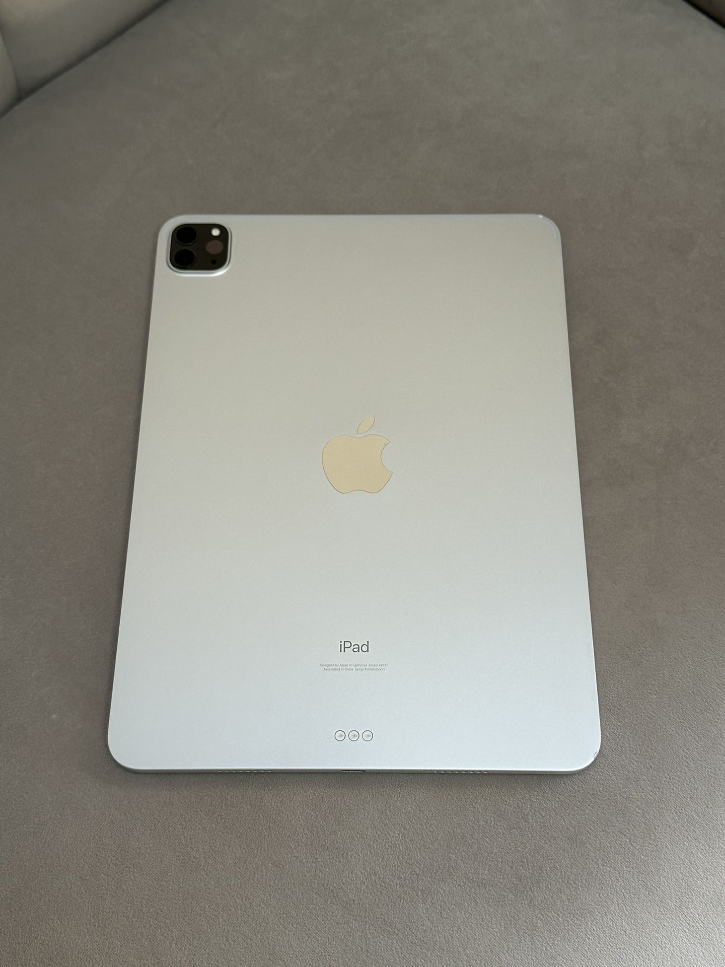 2021 iPad Pro (3rd Gen) M1 128gb - Silver