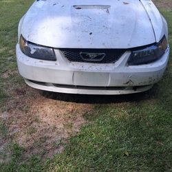 2000 Ford Mustang