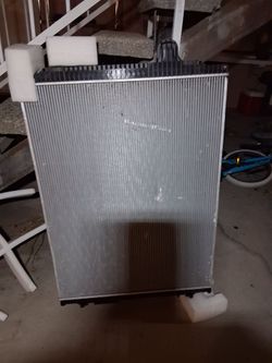 Semi truck radiator