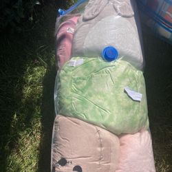 About 40 Squishamellows 