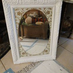 BEAUTIFUL 32IN WALL MIRROR 6 FIRM LOOK MY POST TONS ITEMS