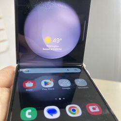 Samsung Galaxy Z FLIP 5 Unlocked 256gb 