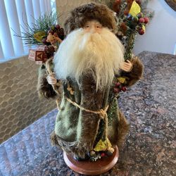 SANTA FIGURE SANTA CLAUS FIGURINE CHRISTMAS DECOR