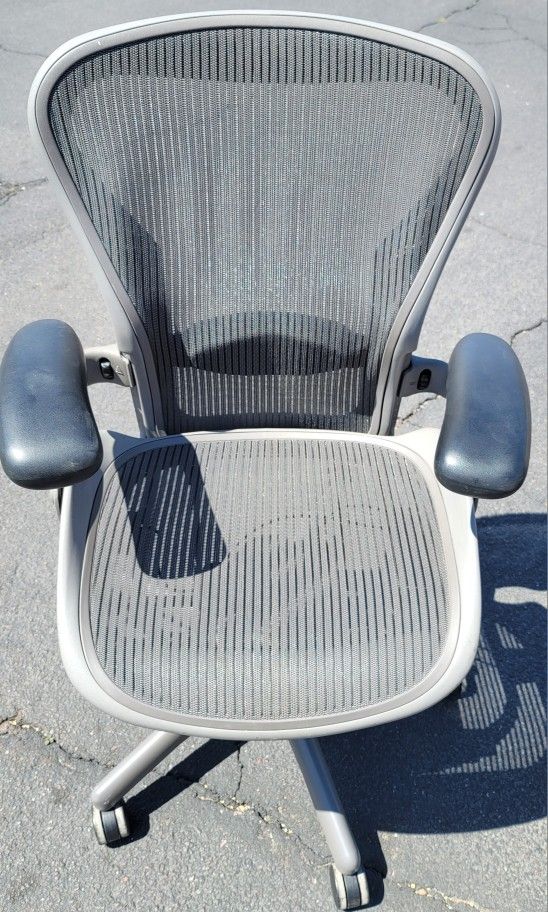 Herman Miller Aeron Office Desk Chair