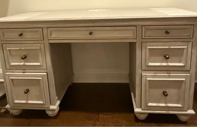 Potterybarn Teen desk & swivel chair