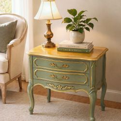 Grandmillennial French Style Thomasville Solid Wood, Side Table, End Table, Night Stand