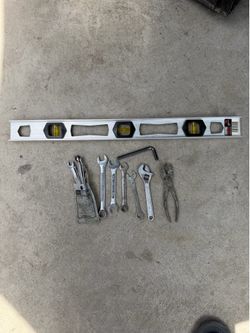 HAND TOOLS