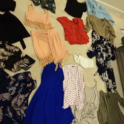 Size medium , Selling As A Group