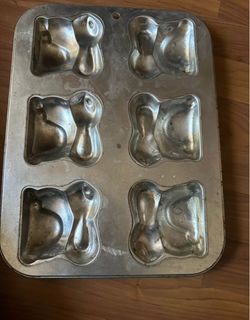 bunny Shaped Baking Pan