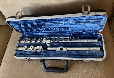 FA Reynolds Silver Flute w Hard Case