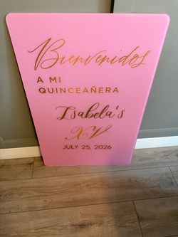 Quince welcome sign