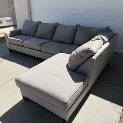 Gray Sectional Couch - RC Willey